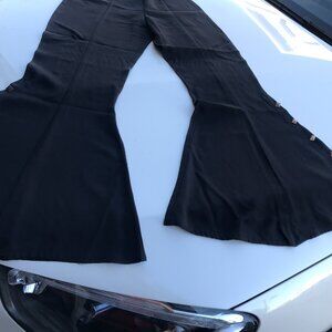 Woman bell bottom pants 1978. Vintage. Size 28.